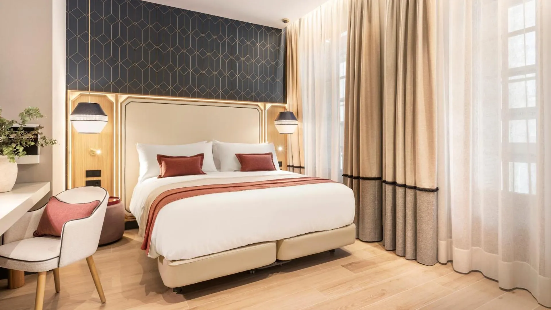 Hotel Catalonia Puerta Del Mar Málaga